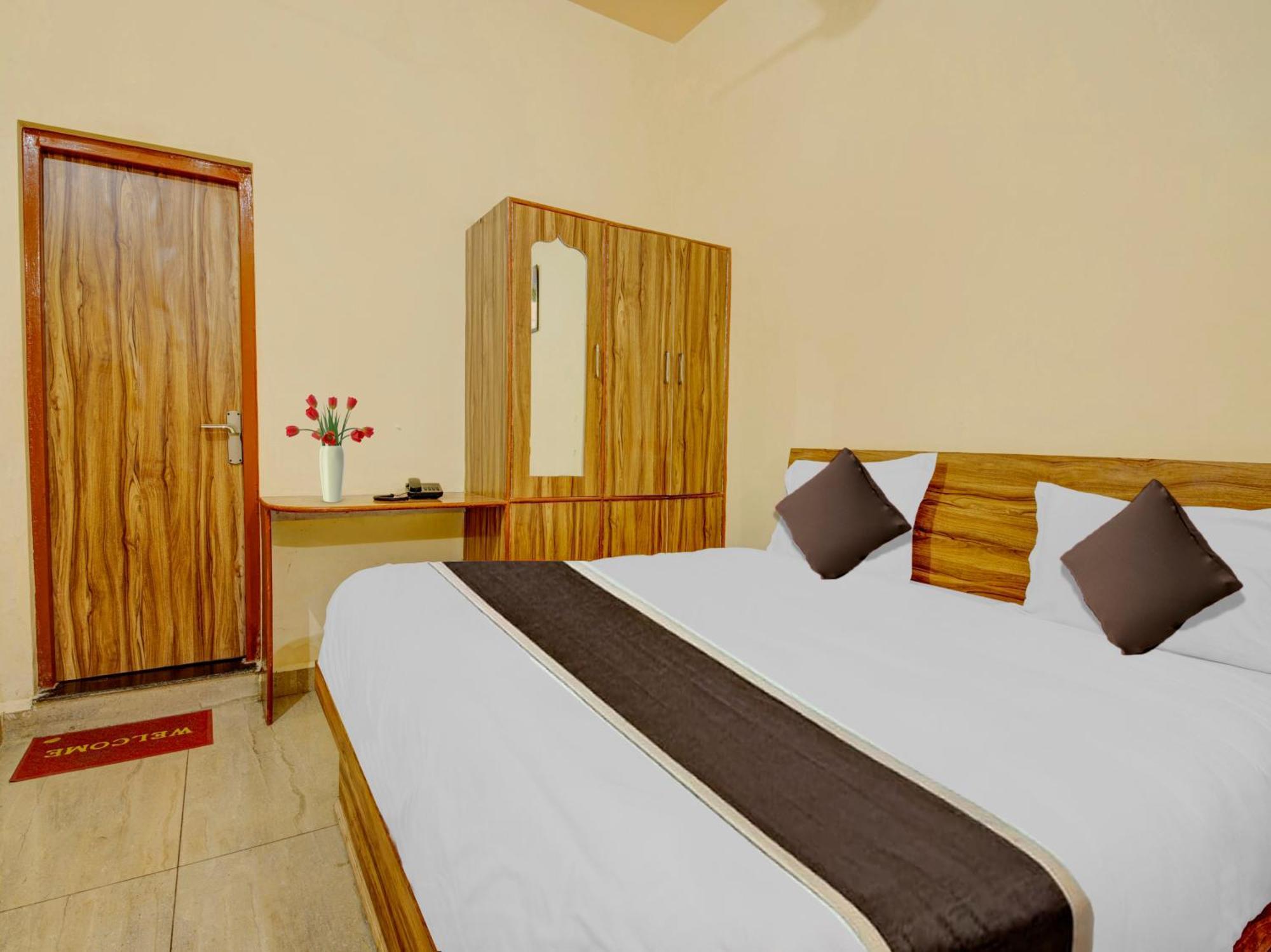 Hotel Kailasha Uttarkāshi Exteriér fotografie
