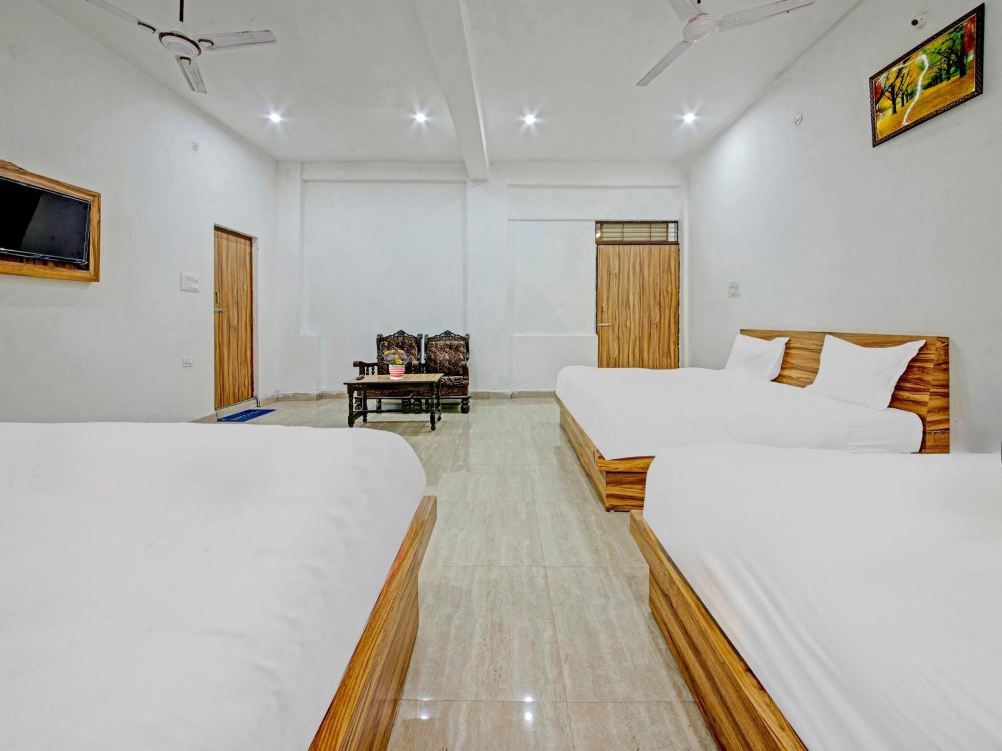 Hotel Kailasha Uttarkāshi Exteriér fotografie