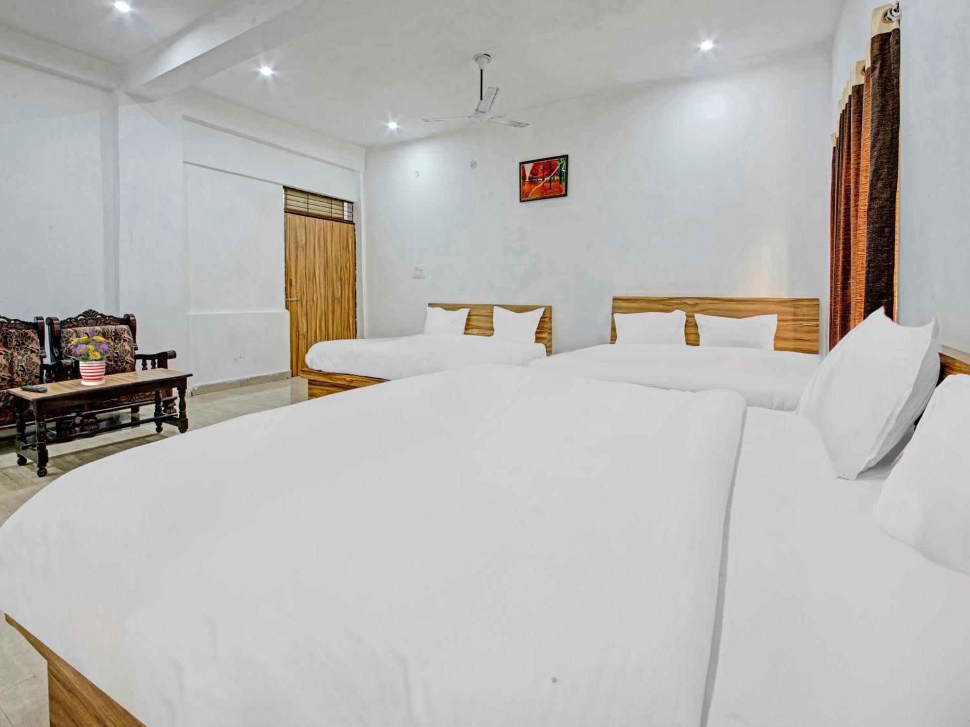 Hotel Kailasha Uttarkāshi Exteriér fotografie