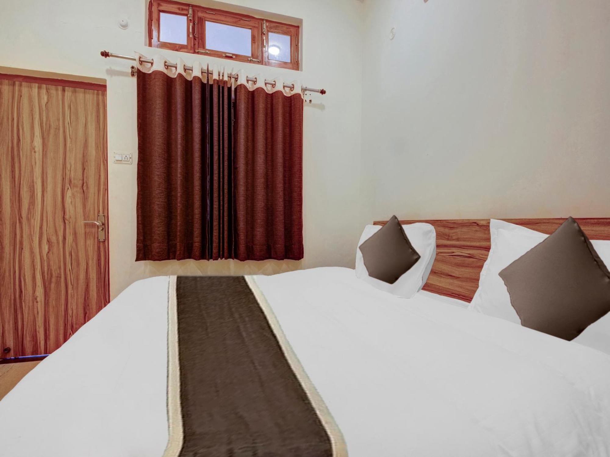 Hotel Kailasha Uttarkāshi Exteriér fotografie